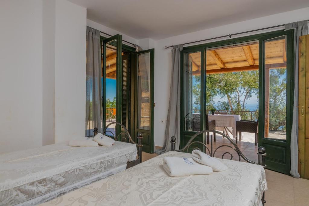 Armyra Villas room 4